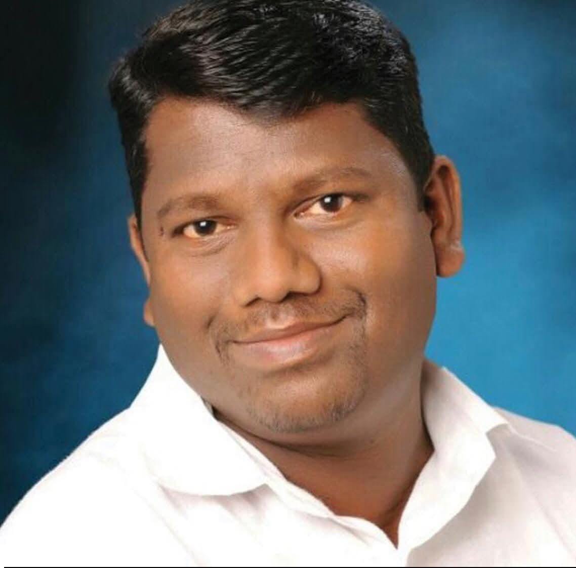 ’ನಿಜ ಮಹಾತ್ಮ ಬಾಬಾ ಸಾಹೇಬ’ ನಾಟಕ ಪ್ರದರ್ಶನಕ್ಕೆ ವಿರೋಧ ರಾಜಕೀಯ ಪ್ರೇರಿತ ಹಾಗೂ ಹಾಸ್ಯಾಸ್ಪದ : ಬಿಜೆಪಿ ಎಸ್.ಸಿ. ಮೋರ್ಚಾ ರಾಜ್ಯ ಉಪಾಧ್ಯಕ್ಷ ದಿನಕರ ಬಾಬು ’ನಿಜ ಮಹಾತ್ಮ ಬಾಬಾ ಸಾಹೇಬ’ ನಾಟಕ ಪ್ರದರ್ಶನಕ್ಕೆ ವಿರೋಧ ರಾಜಕೀಯ ಪ್ರೇರಿತ ಹಾಗೂ ಹಾಸ್ಯಾಸ್ಪದ : ಬಿಜೆಪಿ ಎಸ್.ಸಿ. ಮೋರ್ಚಾ ರಾಜ್ಯ ಉಪಾಧ್ಯಕ್ಷ ದಿನಕರ ಬಾಬು